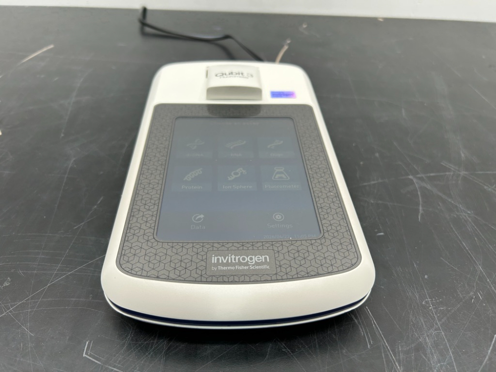 Image of Invitrogen Qubit 3.0 Fluorometer